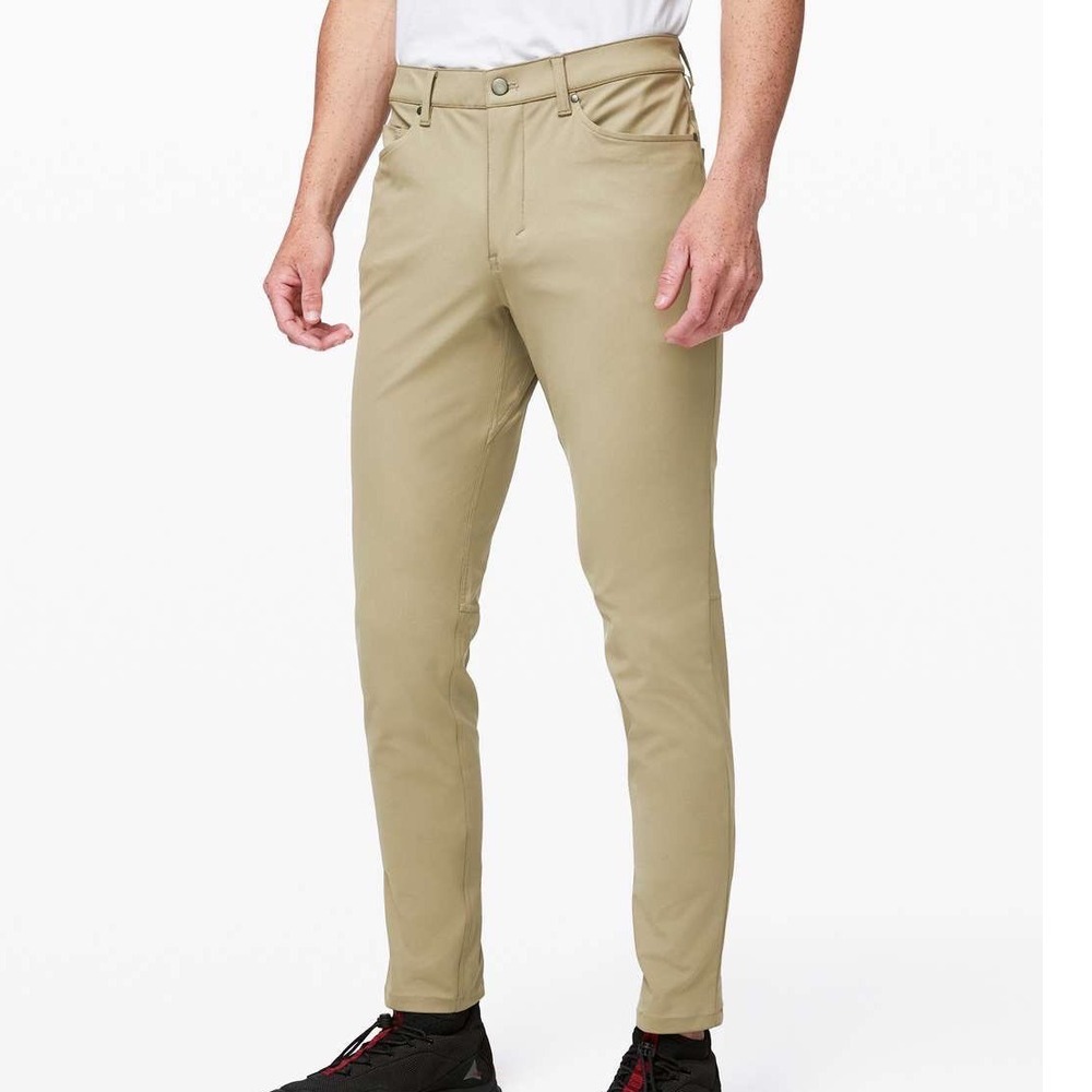 Lululemon ABC Pant Slim Warpstreme
32" inseam Tofino Sand Mens 30 Khaki Tan